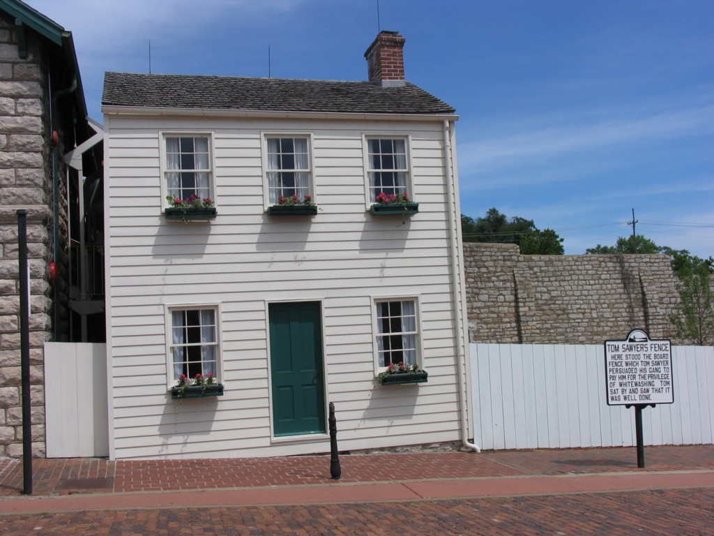 Hannibal, Mark Twain's Hometown